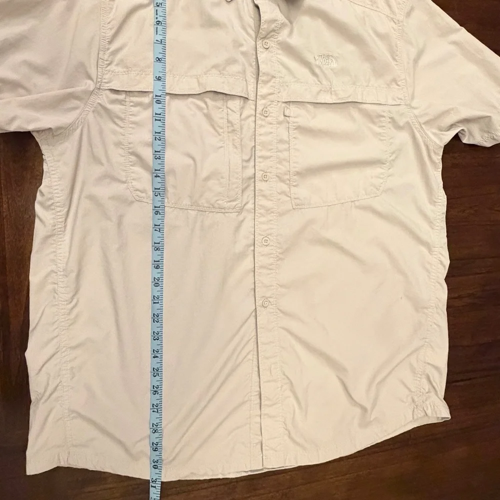The North Face Men's Sequoia Shirt Tan Outdoors, vented, Hiking, Fishing Size XL